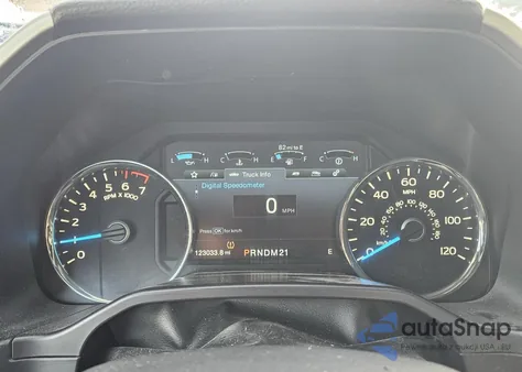 2015 Ford F150 Supercrew z USA, uszkodzony, nr VIN 1FTEW1EG2FFA55930